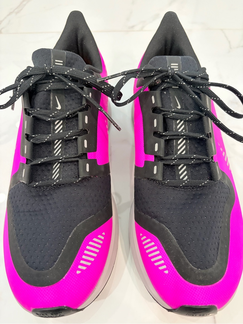Nike Air Zoom Pegasus - Women’s Running Shoes - Black & Bright Pink - Brand New